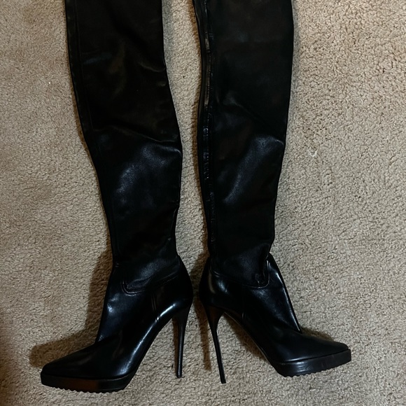 Burberry Prorsum thigh high boot excellent condition - Picture 10 of 11